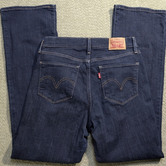 Levis Classic Bootcut Dark Wash Women's Jeans - Size 4 Waist: 27 Length: 30 - Picture 5 of 9